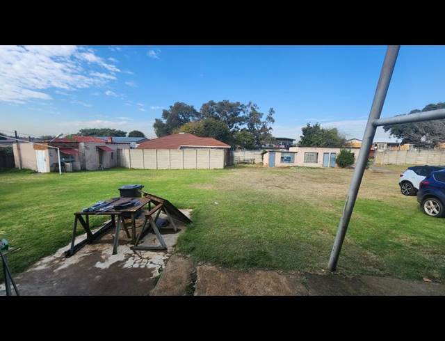 INDUSTRIAL FOR SALE IN ALBERTON NORTH